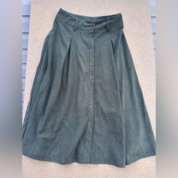 Cider Green Maxi A-Line Skirt with Pleats Size Large - Picture 1 of 7